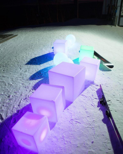 Куб пластиковый светящийся LED Piazza полиэтилен белый Фото 15