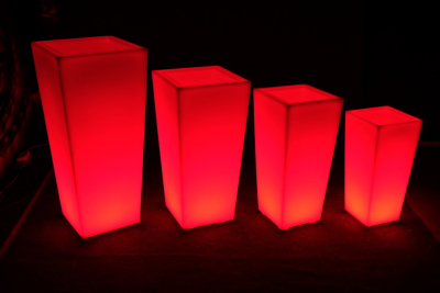 Кашпо пластиковое светящееся LED Quadrum полиэтилен белый Фото 25