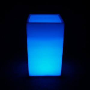 Кашпо пластиковое светящееся LED Vertical полиэтилен белый Фото 2