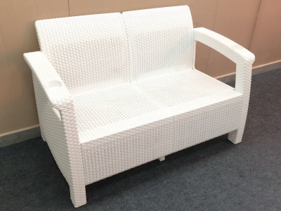 Диван пластиковый двухместный Yalta Sofa 2 Seat пластик с имитацией плетения слоновая кость Фото 1