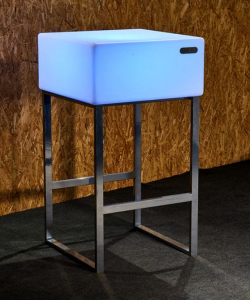 Стол пластиковый барный светящийся LED Sutton нержавеющая сталь, полиэтилен белый Фото 2