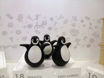 Неваляшка пластиковая Magis Pingy полиэтилен черный, белый Фото 19