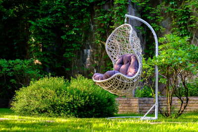 Кресло плетеное подвесное JOYGARDEN Cand Vanilla алюминий, искусственный ротанг ваниль Фото 1