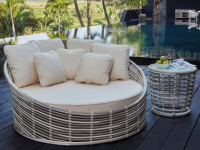 Лаунж-диван плетеный с подушками Villa
